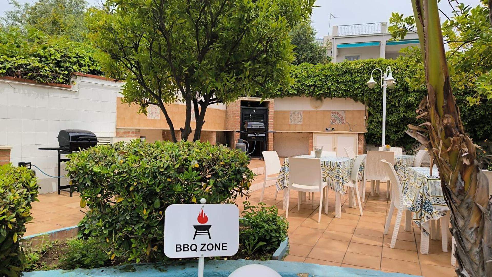 斯特拉德尔马雷公寓酒店 冯塔尼比安奇 外观 照片